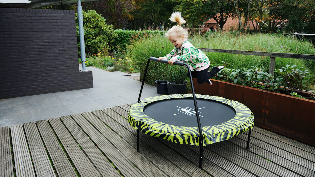 EXIT Tiggy junior trampoline met beugel Â—- zwart/groen