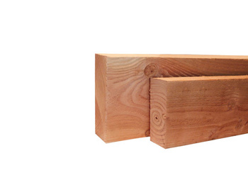 <BIG> <B> Purlin rabot&eacute; de 4,5 x 12,0 x 400 cm, non trait&eacute;. </B> </BIG>