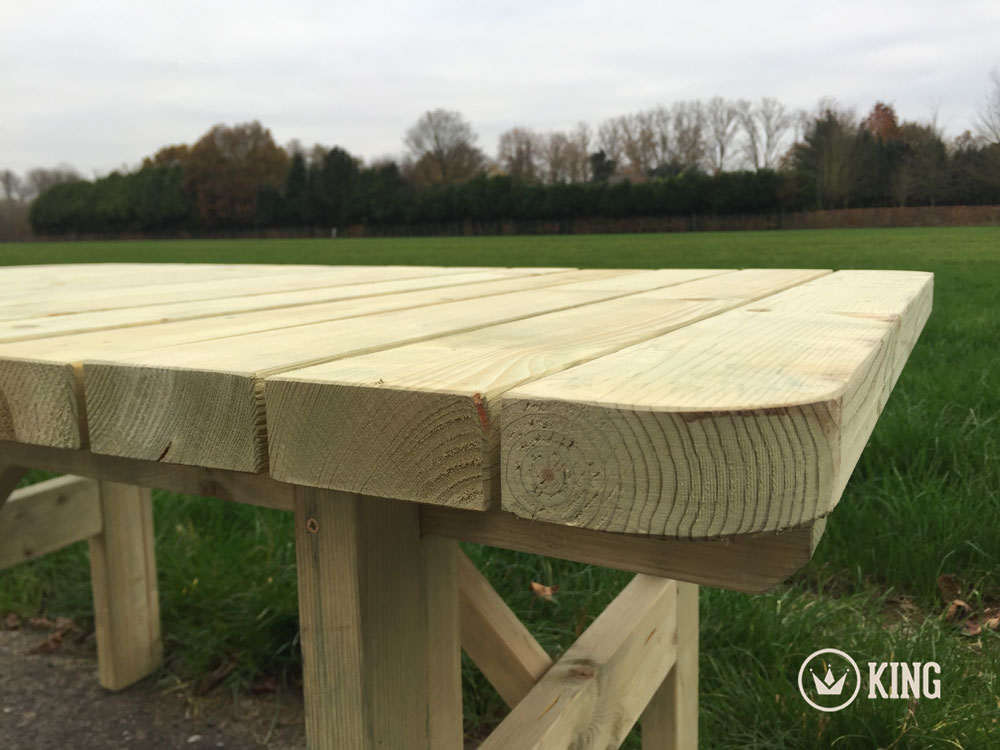 <BIG><B>KING ® Table de jardin Henry (140 cm)</B></BIG>