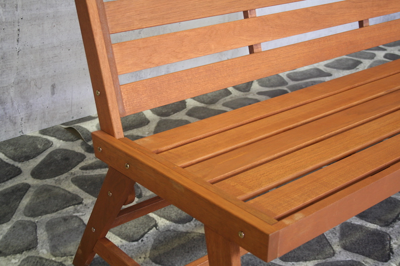Banc de jardin en teck Meranti