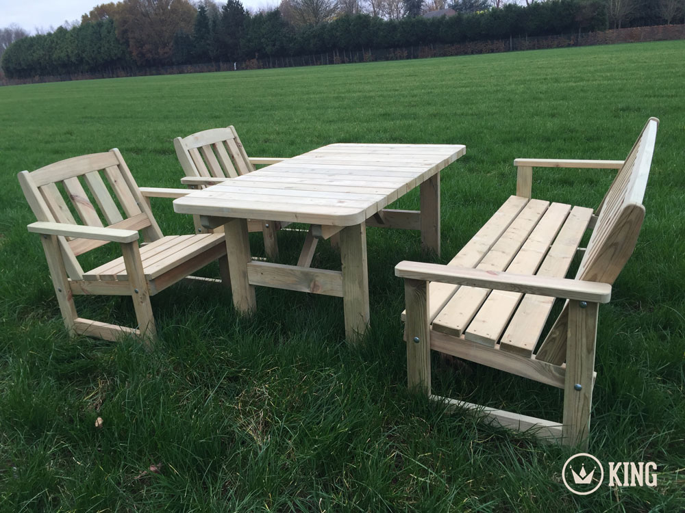 Table de jardin bois. Nous offrons toutes sortes de tables de jardin en bois  et certifié FSC en France sur