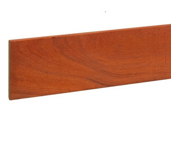 <BIG><B>Planche en bois dur finement sci&eacute;e 300 cm</B></BIG>