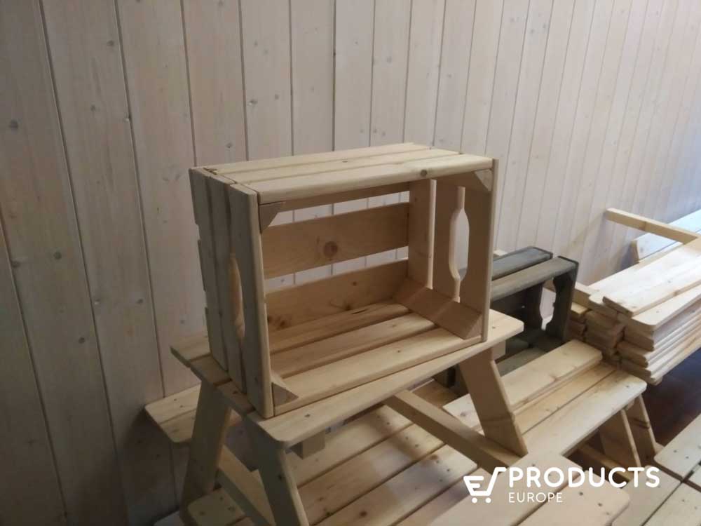 <BIG><B>Caisse en bois naturel (40 cm x 30 cm x 22 cm)</B></BIG>