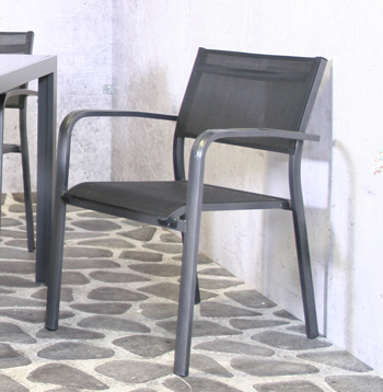 <BIG><B>Chaise empilable Juventus</B></BIG>