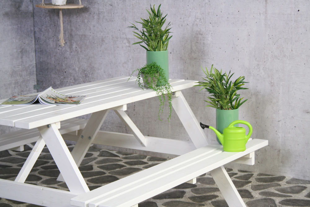 <BIG><B>Table de pique-nique blanche Remia 150cm</B></BIG>